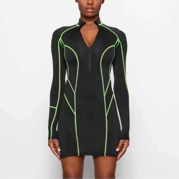 SKIMS Dresses & Skirts - Skims Contour Mesh Mock Neck Dress